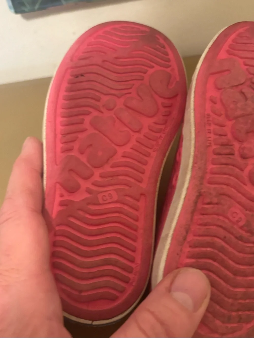 Native Kids Slip-On Sneakers in Pink with White Toe